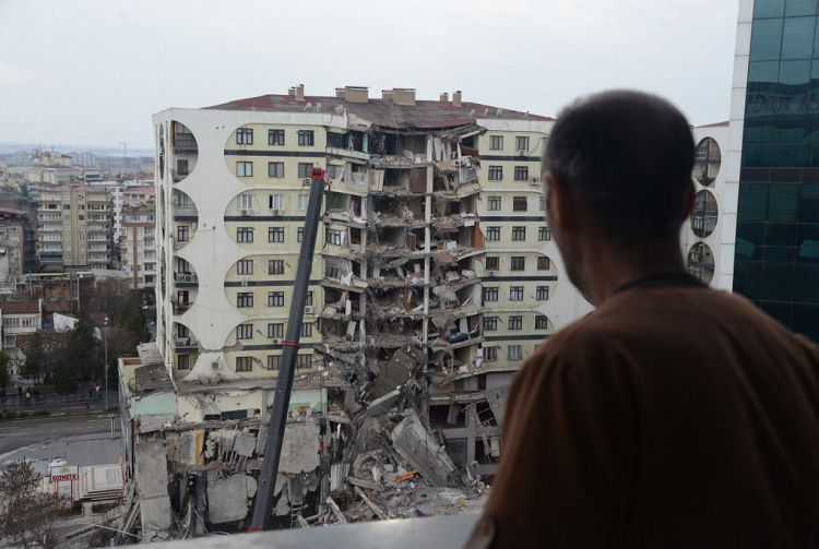 فقد الآلاف منازلهم في جنوب تركيا وسوريا بسبب الدمار الذي خلّفه الزلزال